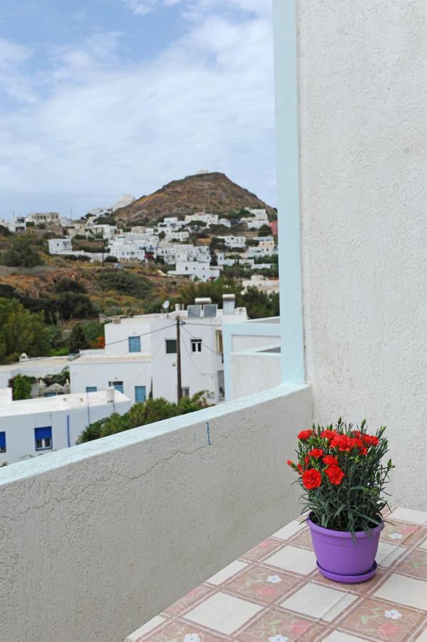 Morfeas Hotel Trypiti Bagian luar foto