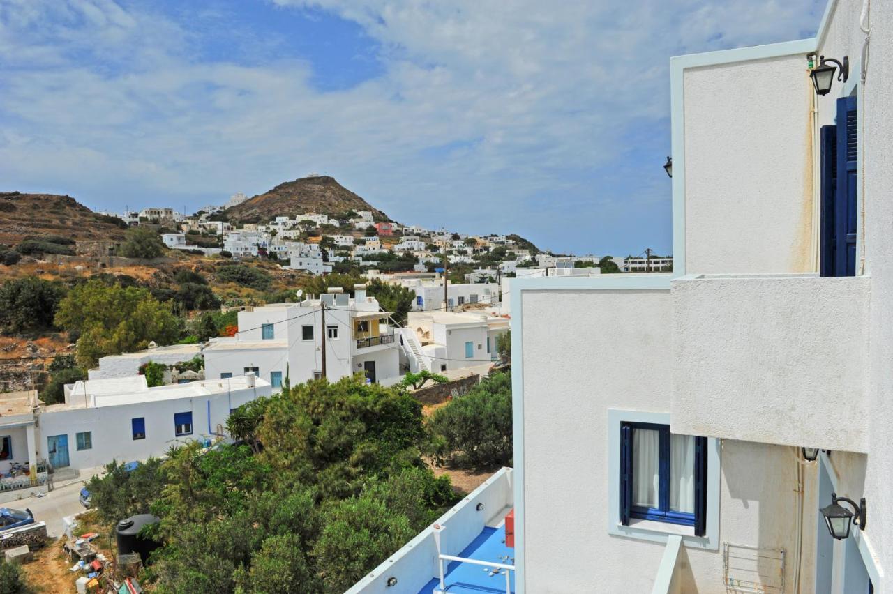 Morfeas Hotel Trypiti Bagian luar foto